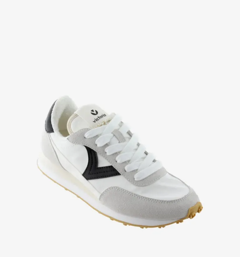 Astro Trainer - Black