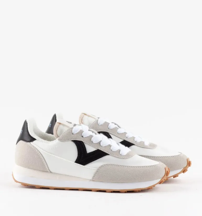 Astro Trainer - Black