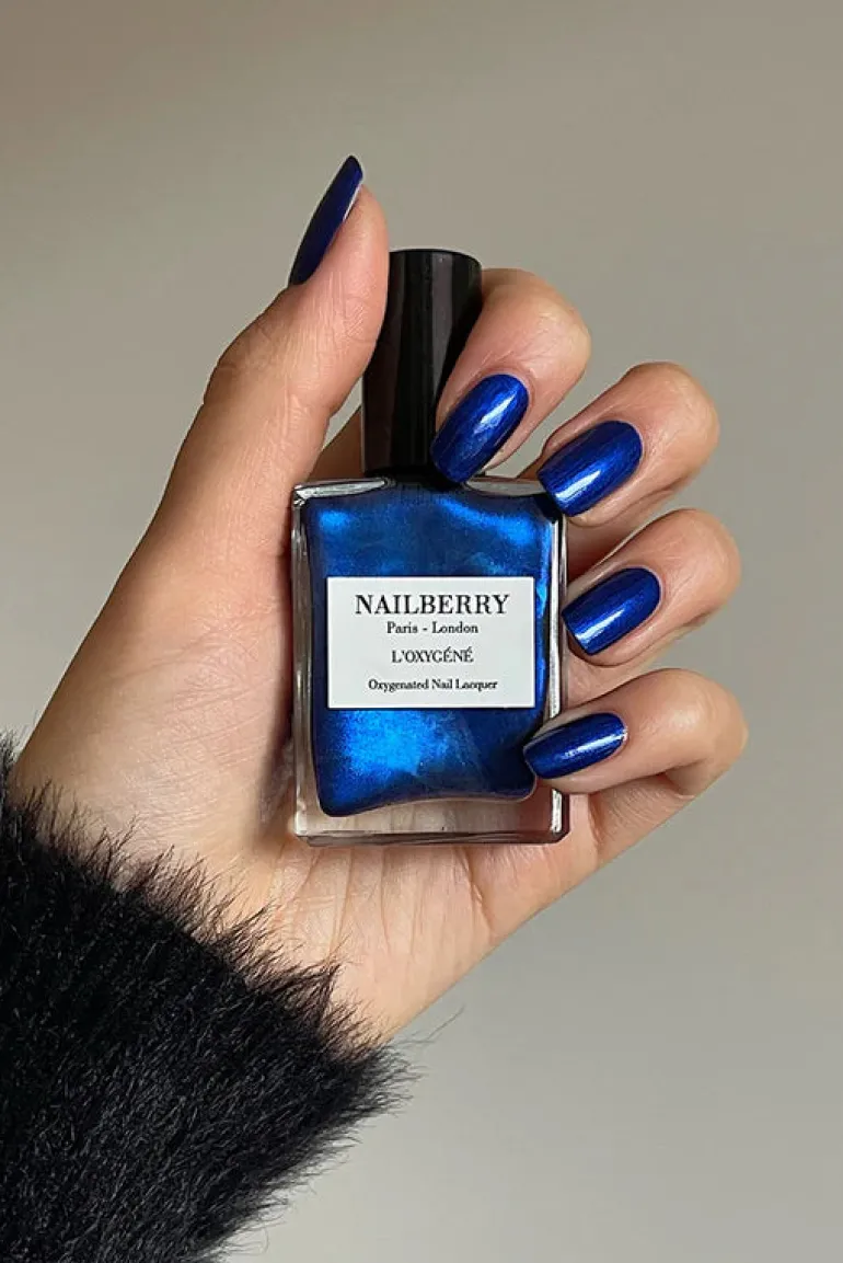 Blue Moon Nail Varnish