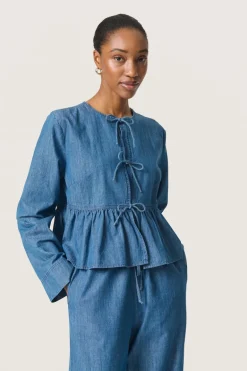 Chamy Shirt Blouse - Medium Blue Denim