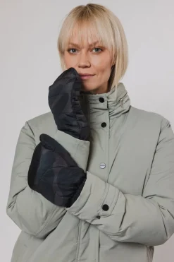 Daha Padded Mittens - Dark Green Camo