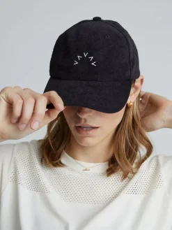 Franklin Cap - Black/Ivory