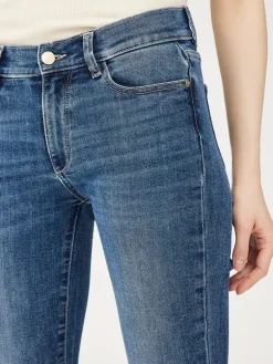 Mara Straight Jean - Chancery