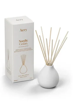 Nordic Reed Diffuser - Cedar, Cinnamon, Pepper & Bergamot