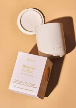 Nordic Scented Candle - Cedar, Cinnamon, Pepper & Bergamot