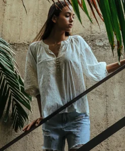 Oval Top - White/Gold