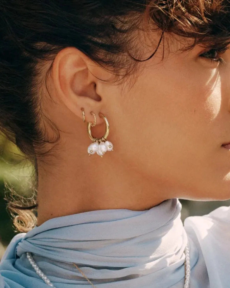 Pearl Signet Hoops Gold