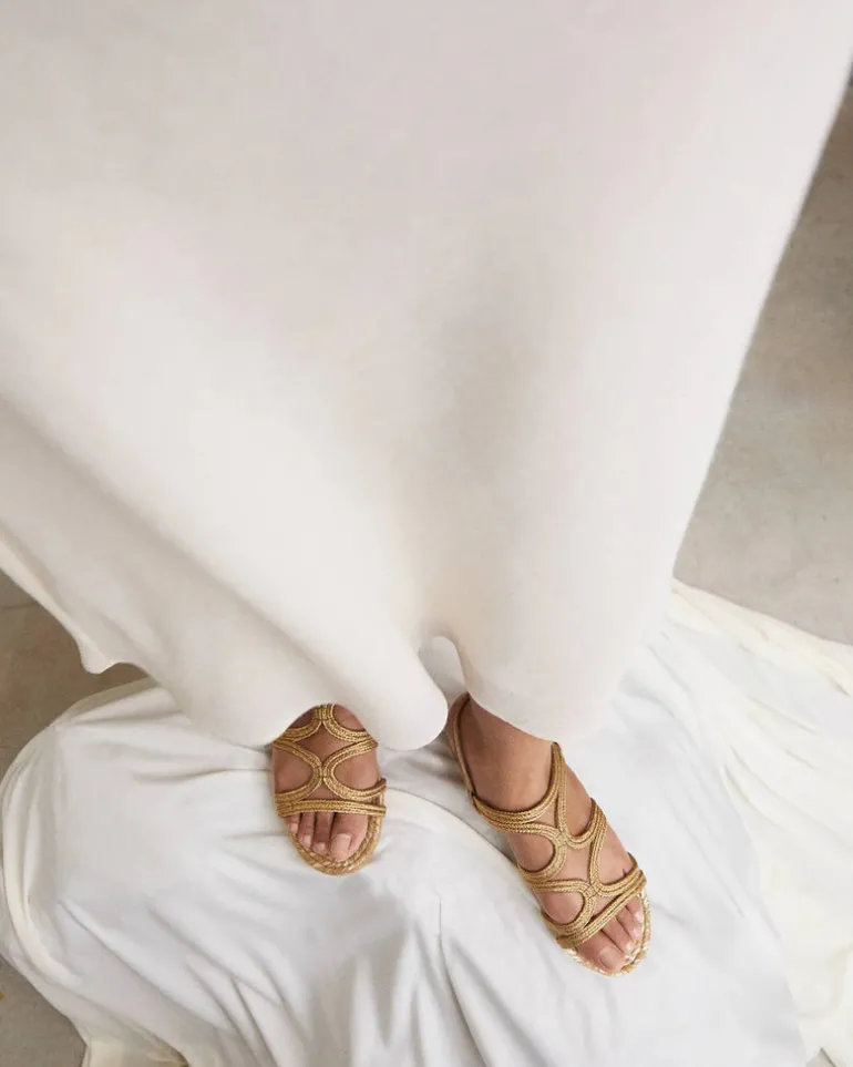 Pitra Flat Sandal - Oro