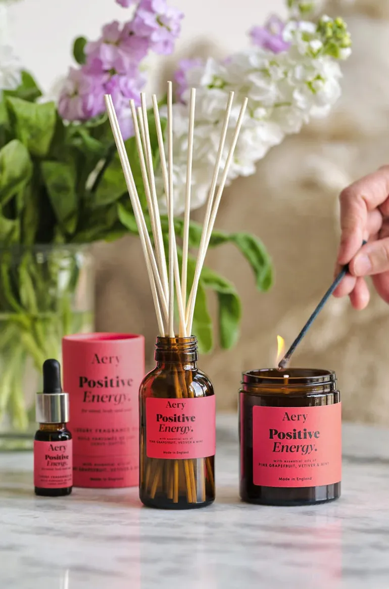 Positive Energy Scented Jar Candle - Pink Grapefruit, Vetiver, Mint