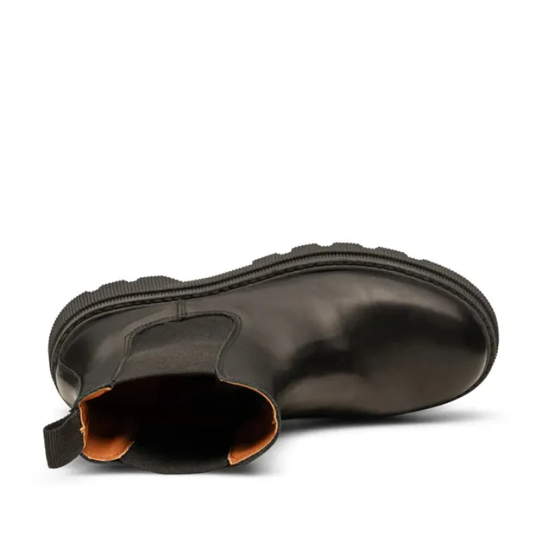Sanna Chelsea Boot - Black
