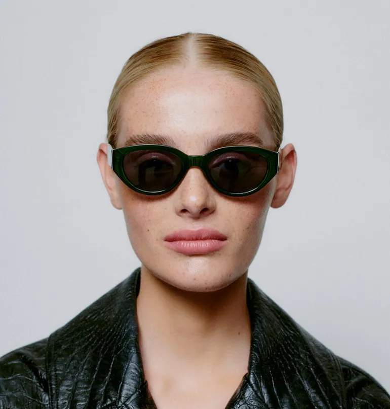 Winnie Sunglasses - Dark Green Transparent